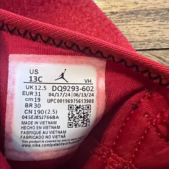 Jordan Kids 23/7 Red/Black Slip-On Sneakers with White Sole, Jumpman, Size 13C - Picture 6 of 8